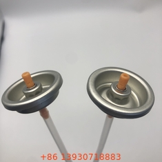 Mécanisme de soupape de pulvérisation polyvalent pour plusieurs produits liquides