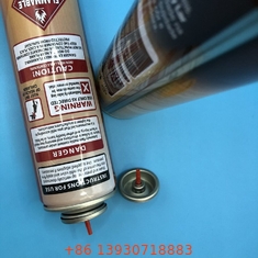Valve de raccordement de remplissage de gaz d'allume-cigare avec matière plastique et métallique