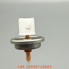 Valve de pulvérisation de peinture mâle compacte à alimentation par gravité pour kits de retouche portables avec contrôle de fluide adaptatif à la viscosité et arrêt anti-goutte