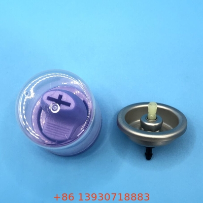 Accessoire aérosol pour mousse capillaire écologique pour salons de coiffure durables avec des matériaux recyclables