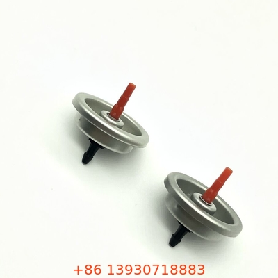 Accessoire universel de remplissage de carburant pour briquets - Solution pratique et polyvalente pour remplir divers types de briquets