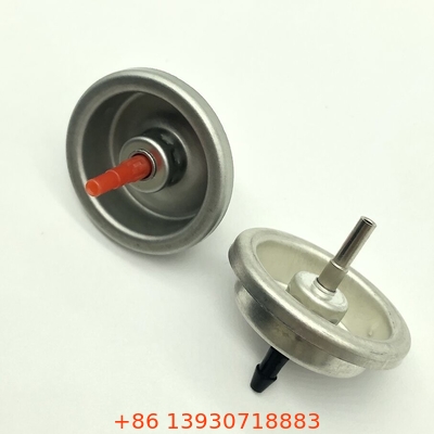 Valve de remplissage universelle pour briquets - Ventilateur de remplissage de gaz polyvalent pour différents types de briquets - Allumage facile et efficace Solu