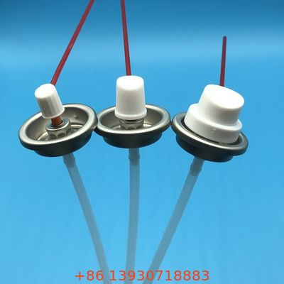 Valve à aérosol de nettoyage du carburateur avec courant concentré à haute pression, construction résistante aux produits chimiques et fonctionnement à 360 degrés