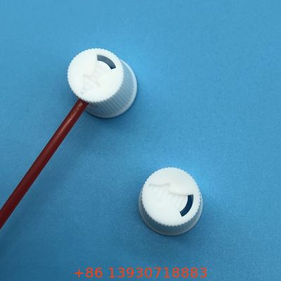 Valve aérosol à carburateur à deux trous pour le nettoyage et l'entretien du système de carburant