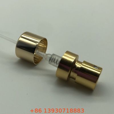 La pompe à parfum magistralement conçue pour une actuation d'une douceur sublime, pour un parfum exquis.