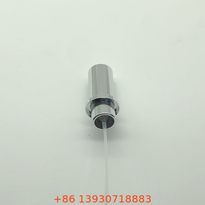 Pompe à parfum de luxe haut de gamme pour marques prestigieuses avec collerette en aluminium personnalisable