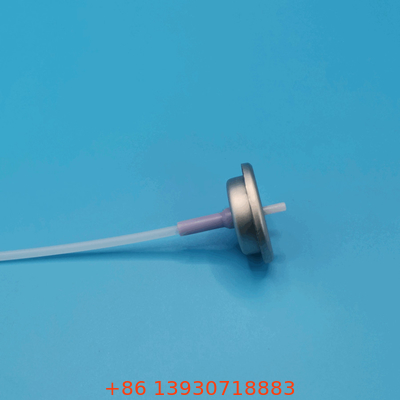 Valve à aérosol métrique en argent avec actionneur à bouton de 0,1 à 0,2 ml/s