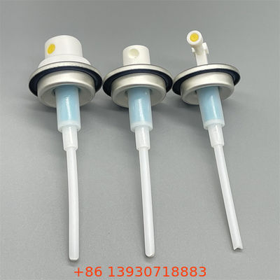 Adaptateur de soupape de remplissage de gaz polyvalent pour briquets utilitaires et outils au butane avec joint universel de buse