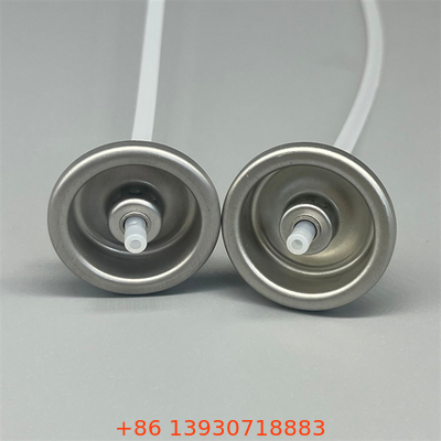 Valve de pulvérisation universelle polyvalente de déodorant pour le corps pour des solutions de soins de la peau personnalisables avec technologie anti-retour