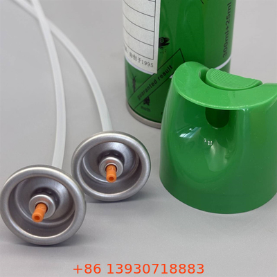 Valve insecticide polyvalente à base d'eau pour espaces commerciaux avec un large motif de pulvérisation