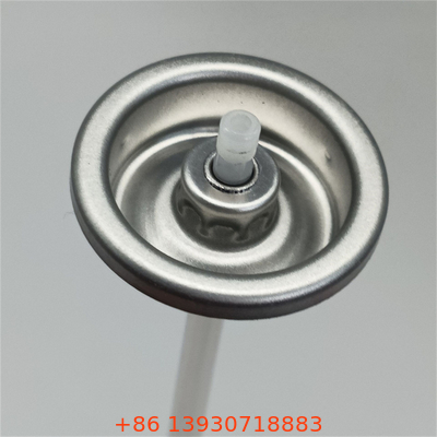 Valve de pulvérisation de shampooing sec légère et ergonomique pour une utilisation en déplacement avec action de déclenchement lisse