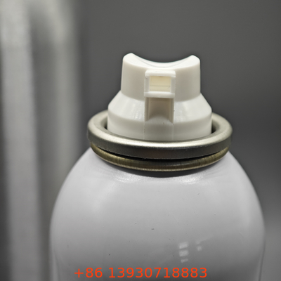 Valve pour mousse à raser premium pour hommes, pour produits de soin avec une libération précise de la mousse