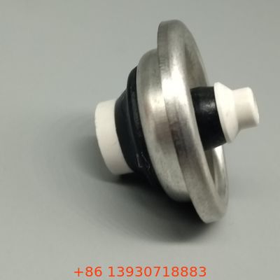 Valve en mousse aérosol de polyuréthane Buse de distribution d'aérosol à haute efficacité pour le remplissage des joints d'isolation