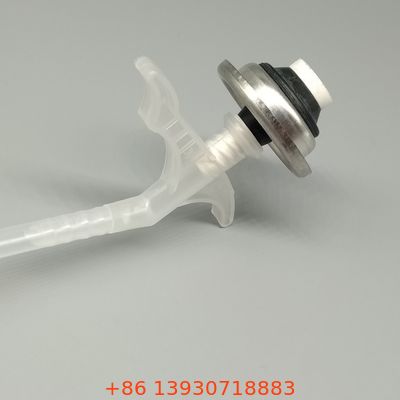 Valve de serrage en PU à débit élevé pour les formulations épaisses