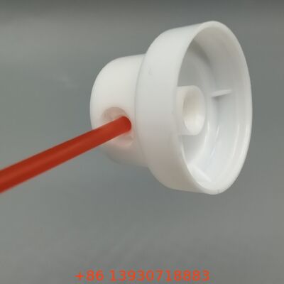 Valve aérosol pour le nettoyage des pièces du moteur et pour l'élimination de la rouille