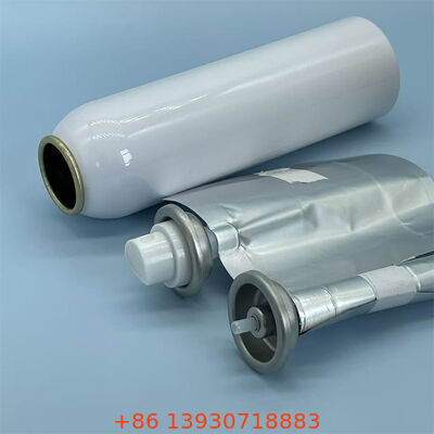 Lightweight Valve-Mounted Bag for Portable Gas Cylinders with Quick-Connect Access