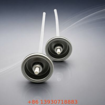 Valve aérosol à poudre de fer-blanc pour shampooing sec à usage droit ou inversé et formulations à base d'alcool