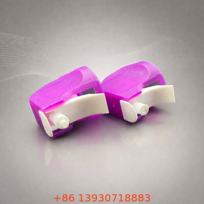 Pulvérisateur à gâchette aérosol Precision-Reach avec buse réglable et tube d'extension pour une application anti-fuite