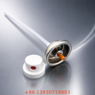 Valve de nettoyage de mousse en aérosol en cuir riche avec technologie de mousse adhérente, matériaux résistants aux produits chimiques et mousse à haute densité