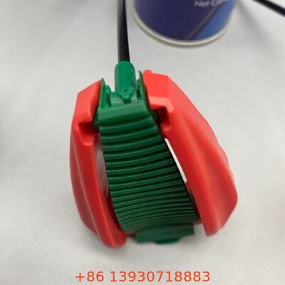 Actionneur à gâchette pliable pour bombes aérosols conçu pour les nettoyants polyvalents