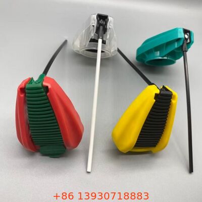 Actuateur de déclenchement pliable à l'aérosol avec mécanisme de verrouillage anti-fuite, tube d'extension intégré et commande ergonomie des doigts