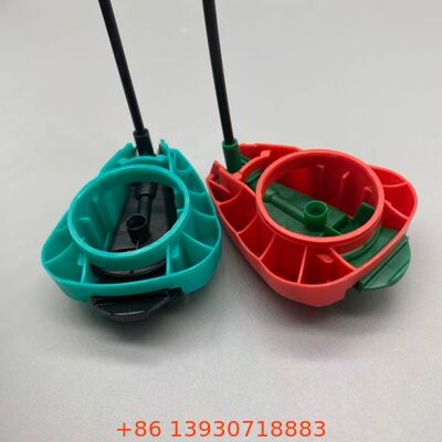 Actuateur de déclenchement pliable à l'aérosol avec mécanisme de verrouillage anti-fuite, tube d'extension intégré et commande ergonomie des doigts